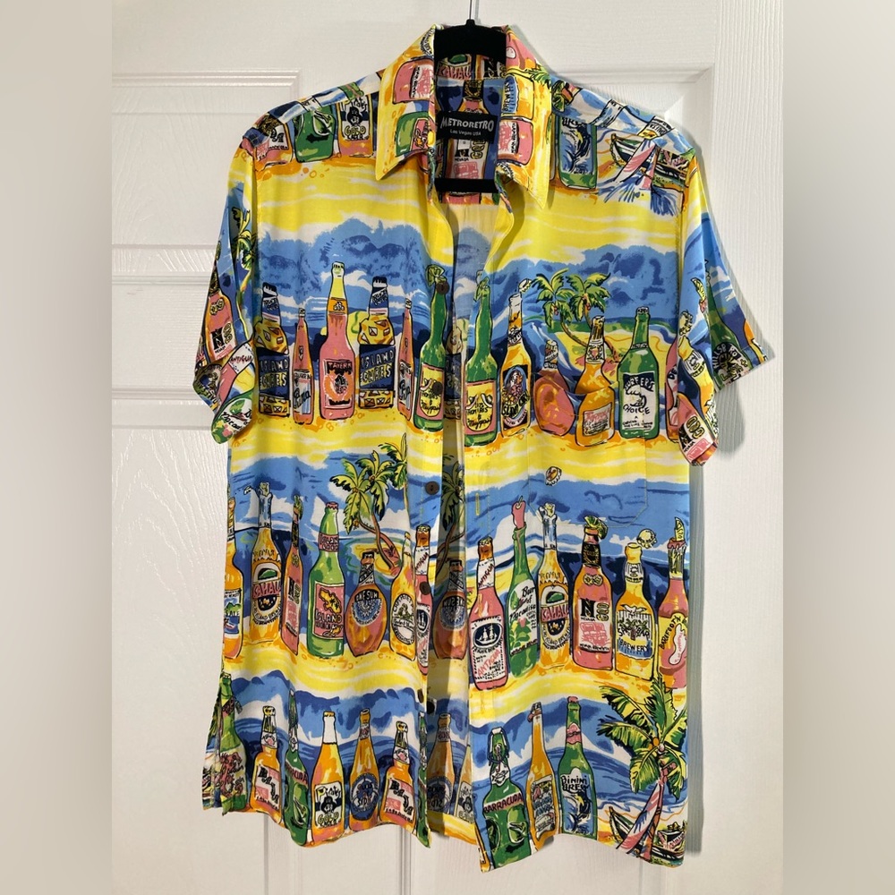 Hawaiian Shirt Metroretro Las Vegas USA Size Small men’s short sleeve 100% Rayon